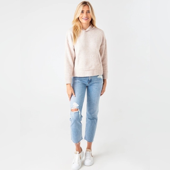 Greylin Women's Faith Heathered Cream Hooded Sweater - Picture 3 of 10